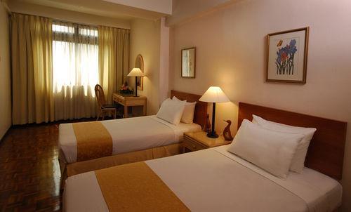 Kl Plaza Suites Kuala Lumpur Szoba fotó